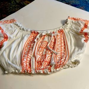 Puff sleeve crop top